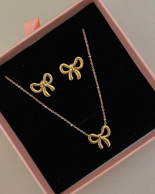 Necklace/Earrings